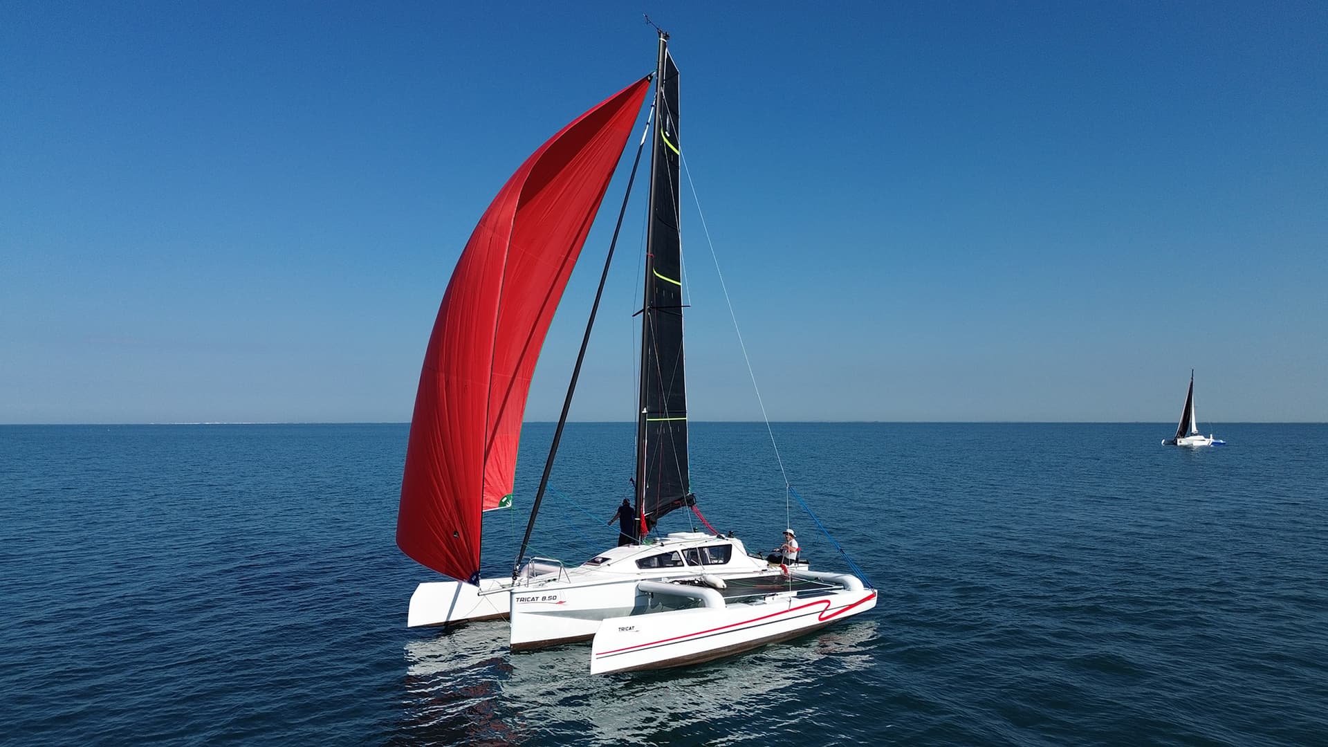 Tricat 8.50 featured yacht